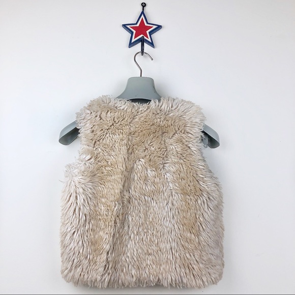 Old Navi high-pile warm Vest size 10-12 - Picture 3 of 7